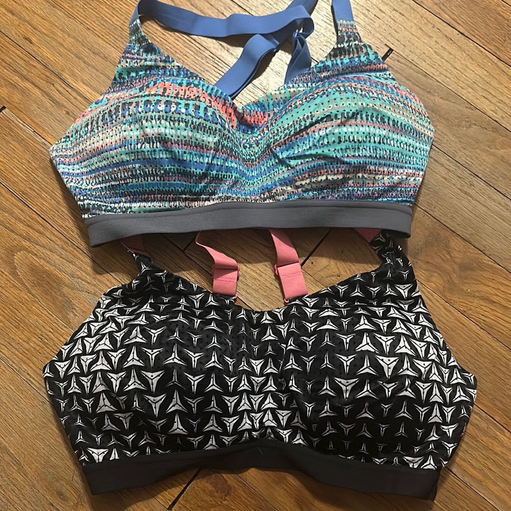Victoria Secret Sports Bra